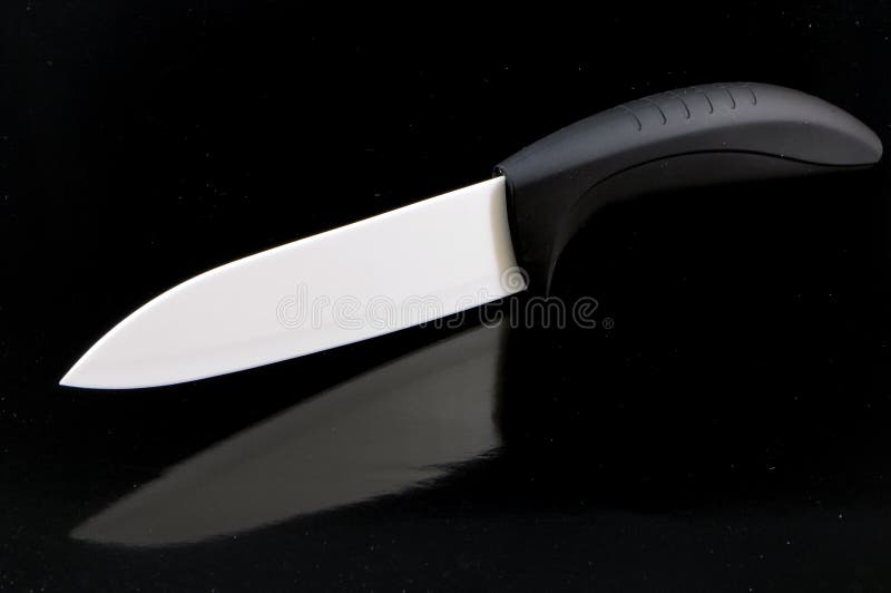 Ceramic knife