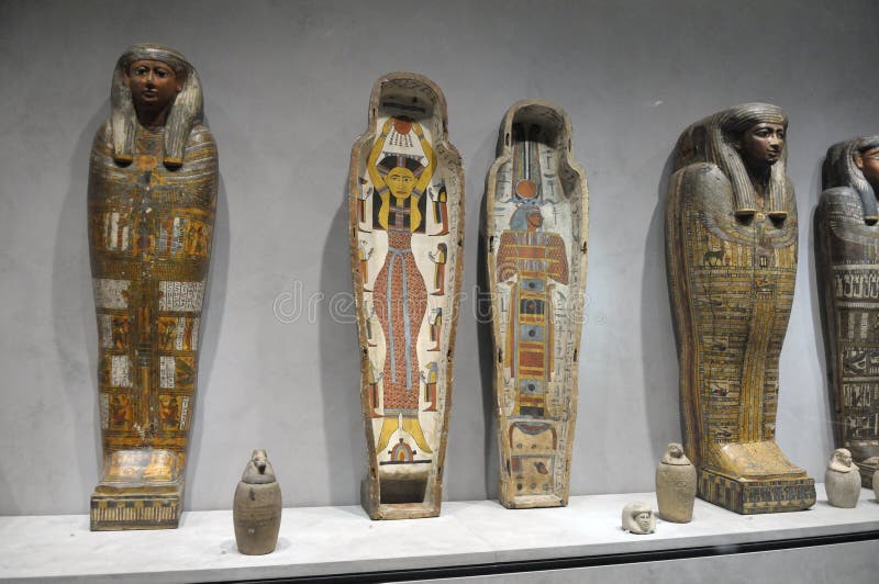 Cercueil d'isetemkheb egypte début saitic xxvi dynastie 664500 bc musée des beaux arts