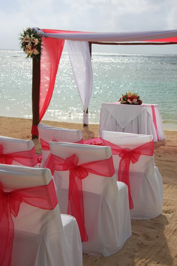 Cerimonia nuziale di spiaggia fotografia stock Cerimonia nuziale di spiaggia fotografia stock