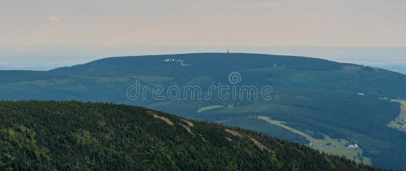 egyetlen túra taunus