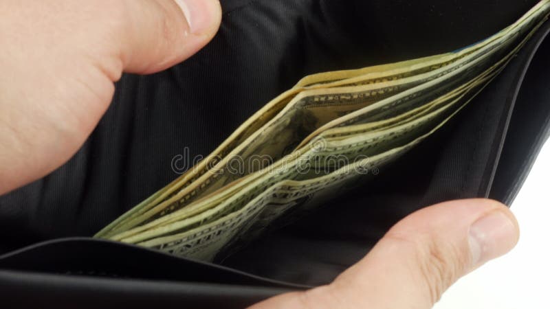Cerrar las manos masculinas abrir la cartera y mostrar el dinero de los dólares estadounidenses metrajes