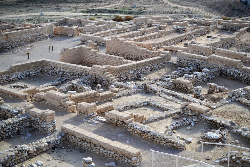 Cerveza Sheba, cerveza Sheva, sitio arqueológico de Beersheva, ruinas del teléfono de la ciudad antigua, Israel, desierto del Nég imagenes de archivo Cerveza Sheba, cerveza Sheva, sitio arqueológico de Beersheva, ruinas del teléfono de la ciudad antigua, Israel, desierto del Nég imagenes de archivo