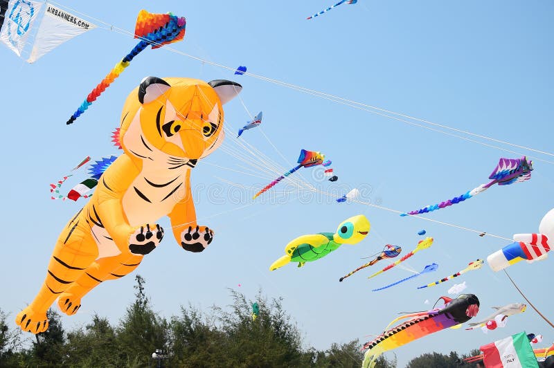 CHA- AM plaża - MARZEC 28: Tajlandia kani Międzynarodowy festiwal obraz stock CHA- AM plaża - MARZEC 28: Tajlandia kani Międzynarodowy festiwal obraz stock