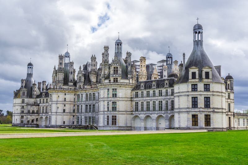 Chambord Schloss, Frankreich Stockfoto Bild von blau, wolken 24666646