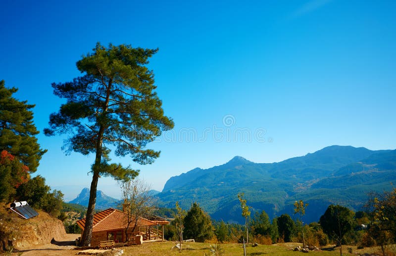 Chambre dans les montagnes image stock Chambre dans les montagnes image stock