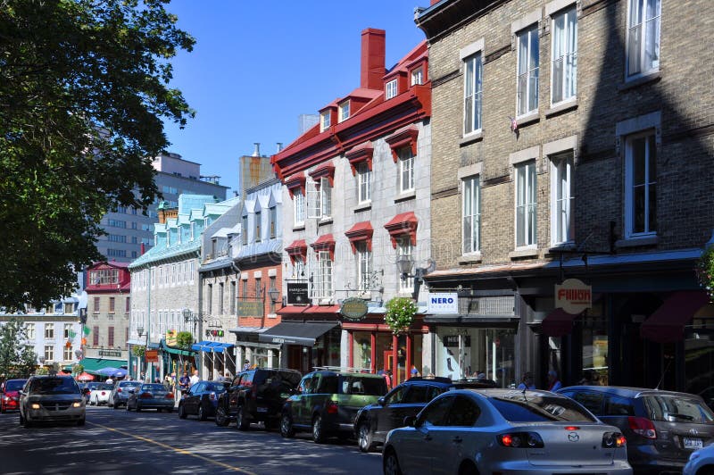 Chambres colorées à vieux Québec photos stock Chambres colorées à vieux Québec photos stock