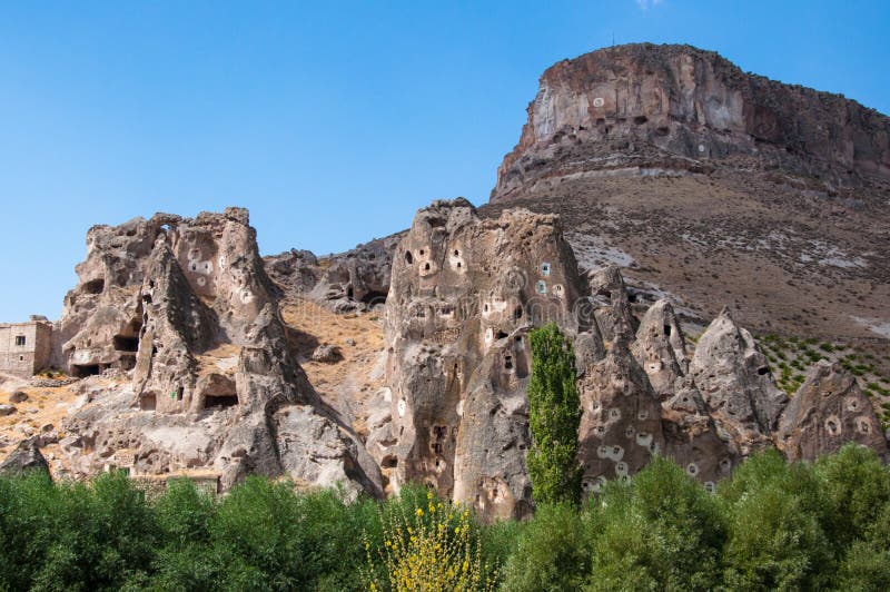 Chaminés feericamente & x28; formations& x29 da rocha; perto de Goreme foto de stock Chaminés feericamente & x28; formations& x29 da rocha; perto de Goreme foto de stock