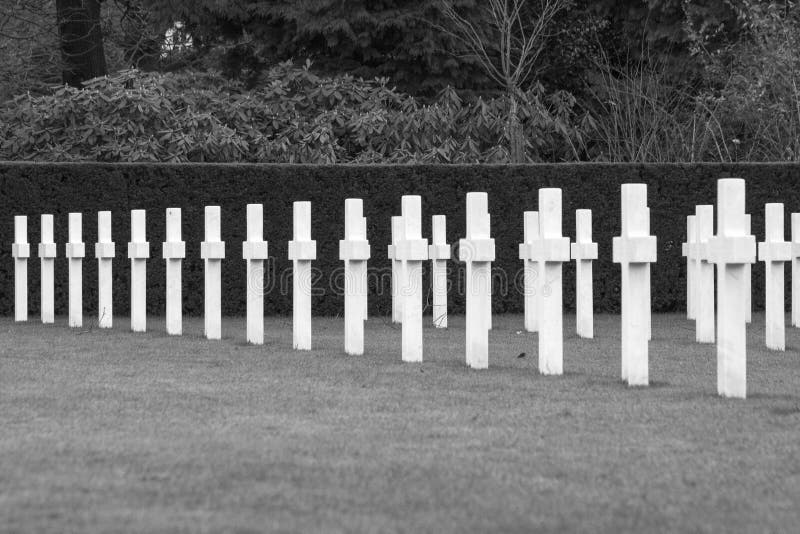 Champ américain Belgique Waregem de la Flandre de cimetière de Première Guerre Mondiale images stock Champ américain Belgique Waregem de la Flandre de cimetière de Première Guerre Mondiale images stock