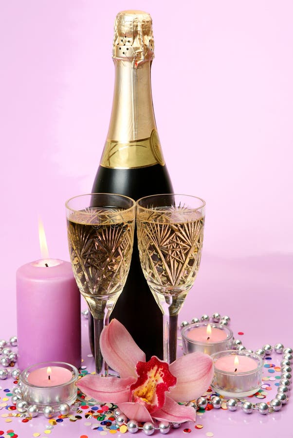 Champagne Et Fleurs Photo Stock Image Du Floraison Bande