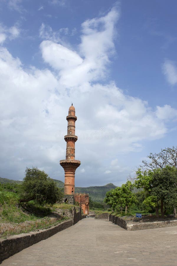 Chand Minar minaretowa fasada przy Daulatabad, maharashtra, India fotografia stock Chand Minar minaretowa fasada przy Daulatabad, maharashtra, India fotografia stock