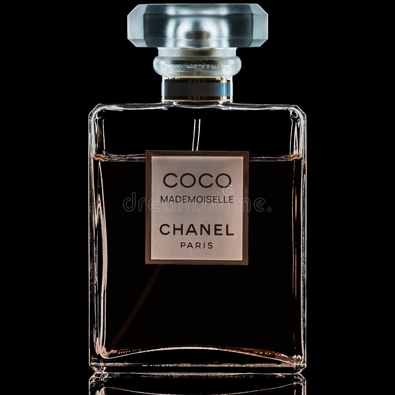 977 Chanel Perfume Photos - Free & Royalty-Free Stock Photos from ...