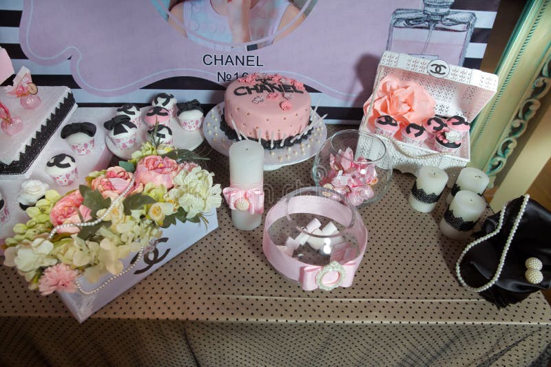 Chanel Theme Customized Cake . Chanel Cake Smash . Candy Bar Chanel Birthday,  Chanel Birthday Party . Baku, Azerbaijan . . Editorial Photography -  Image of elegance, colorful: 180482957