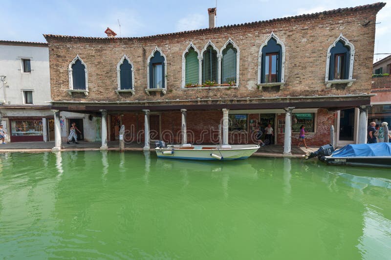 At the channels of Venice editorial photo. Image of travel 68466216