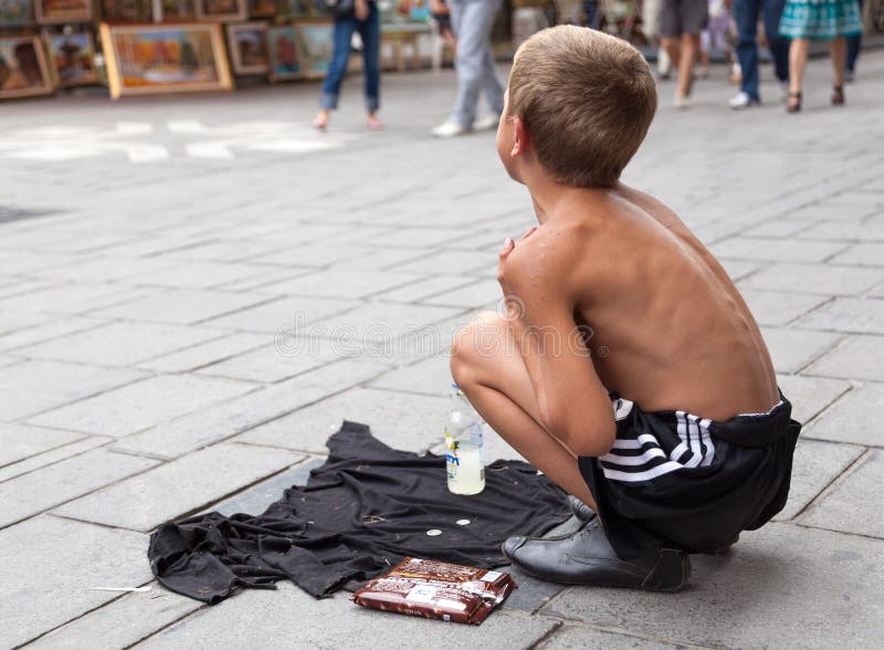 chant sur la rue pour l'argent images libres de droits chant sur la rue pour l'argent images libres de droits