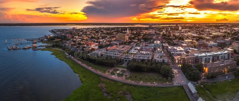Charleston, Sc-horizon tijdens zonsondergang