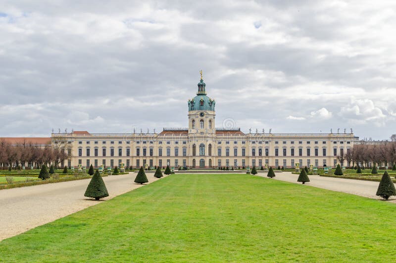 CharlottenburgGarten stockbild. Bild von touristen