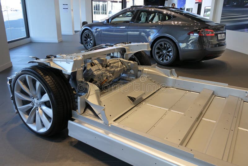 Chassis van de Tesla de insteek elektrische auto voor Tesla Modelx royalty-vrije stock afbeeldingen Chassis van de Tesla de insteek elektrische auto voor Tesla Modelx royalty-vrije stock afbeeldingen