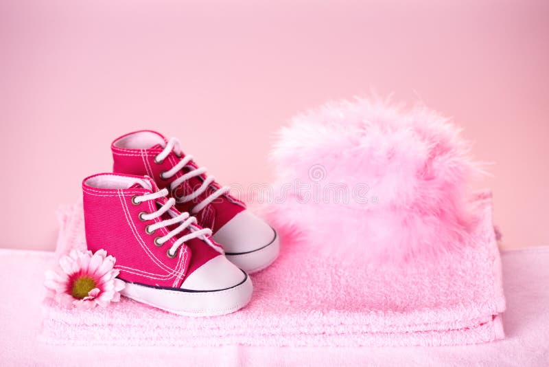 Chaussures de chéri mignonnes image libre de droits Chaussures de chéri mignonnes image libre de droits