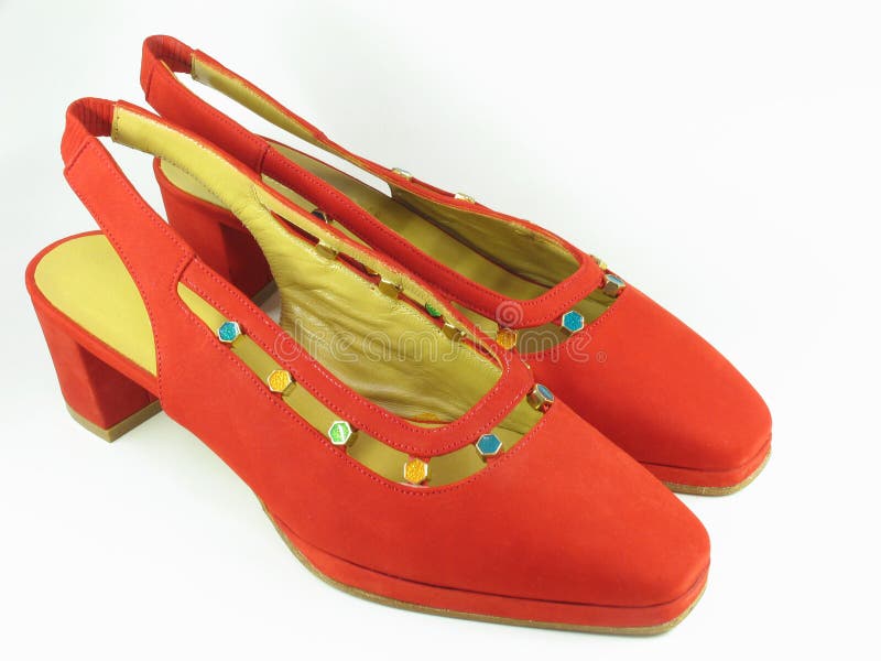 Chaussures rouges de suède de dames photo libre de droits Chaussures rouges de suède de dames photo libre de droits