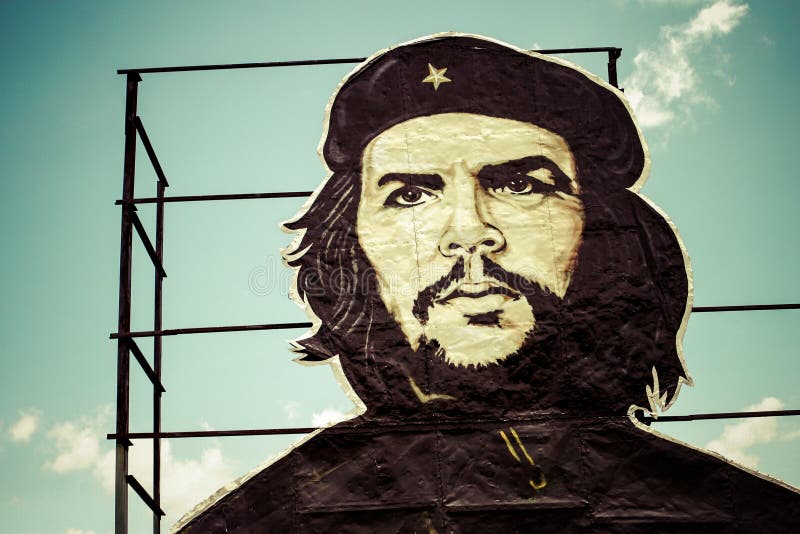 Che Guevara som målar över byggnad i Kuba royaltyfria foton Che Guevara som målar över byggnad i Kuba royaltyfria foton