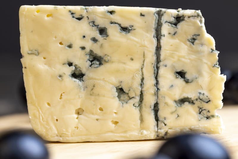 Cheese with blue mold cut into pieces