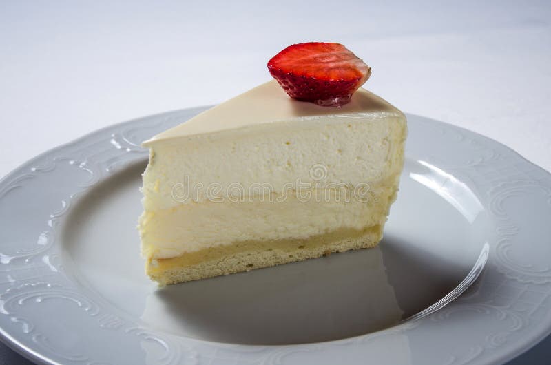 Cheesecake φράουλα στοκ φωτογραφία με δικαίωμα ελεύθερης χρήσης Cheesecake φράουλα στοκ φωτογραφία με δικαίωμα ελεύθερης χρήσης