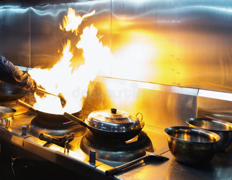 7,372 Chef Restaurant Kitchen Stove Pan Stock Photos Free & Royalty