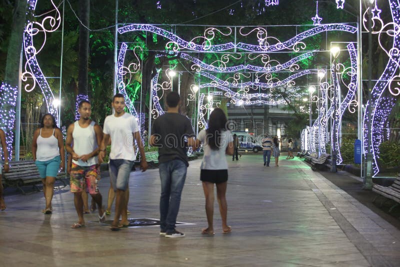 Decoração De Natal Em Shopping Em Salvador Imagem de Stock Editorial - Imagem de turismo, etnicidade: 182093464 Decoração De Natal Em Shopping Em Salvador Imagem de Stock Editorial - Imagem de turismo, etnicidade: 182093464