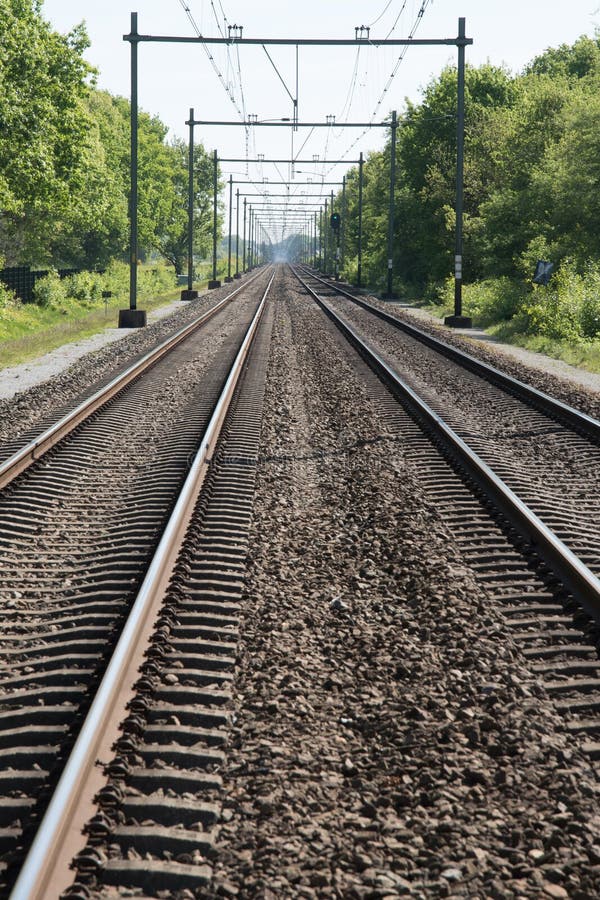 Chemin de fer deux pour des trains image libre de droits Chemin de fer deux pour des trains image libre de droits