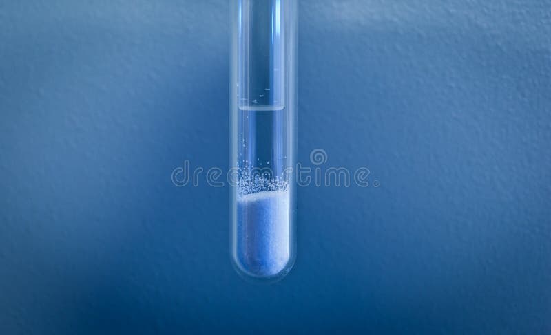 Vizualizarea detaliilor de laborator de chimie a unui eșantion royalty free stock photos