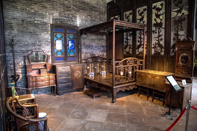 Chen Clan Academy dentro del viejo material restaurado, área Ming de Guangzhou y dormitorio general de la familia de Qing Dynasti imágenes de archivo libres de regalías Chen Clan Academy dentro del viejo material restaurado, área Ming de Guangzhou y dormitorio general de la familia de Qing Dynasti imágenes de archivo libres de regalías