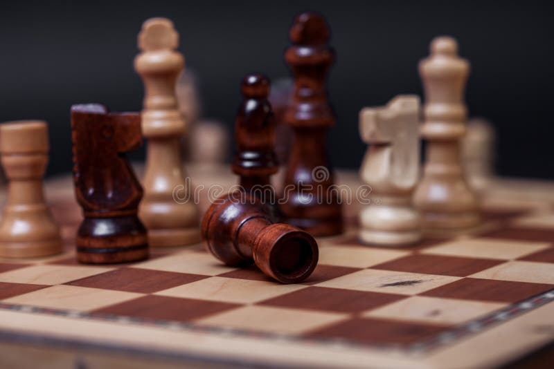 Jogo De Xadrez, Cheque Ou Xeque-mate, Corte Uma Figura, O Conceito
