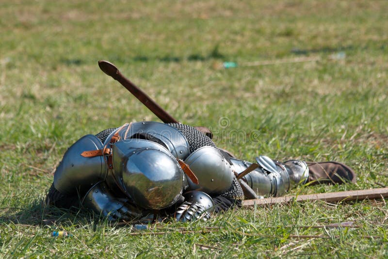 Chevalier mort photo stock. Image du death, guerriers 15965054