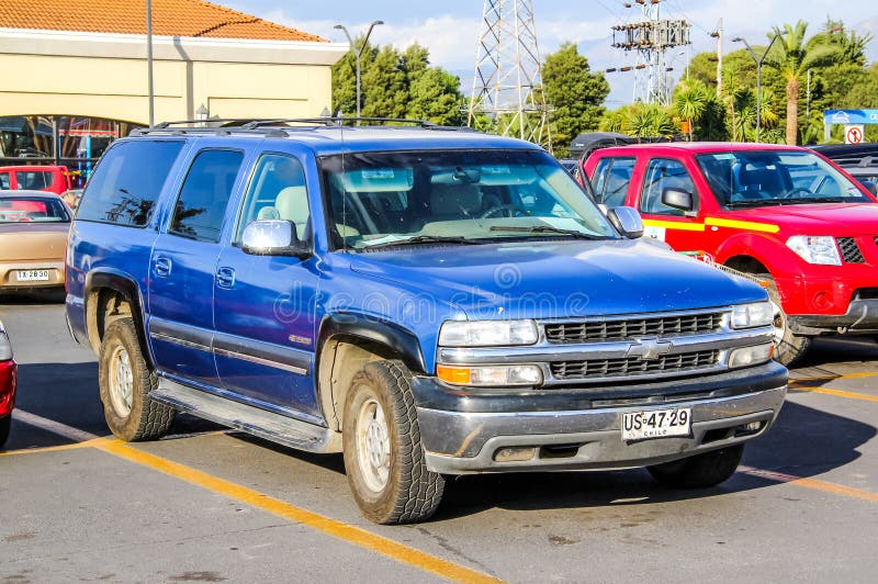 Wyświetlacz Chevrolet Tahoe Suv. Chevy Jest Podziałem