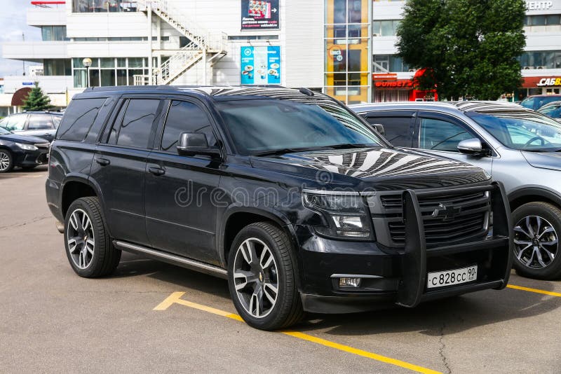 Wyświetlacz Chevrolet Tahoe Suv. Chevy Jest Podziałem