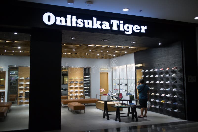 onitsuka tiger central park