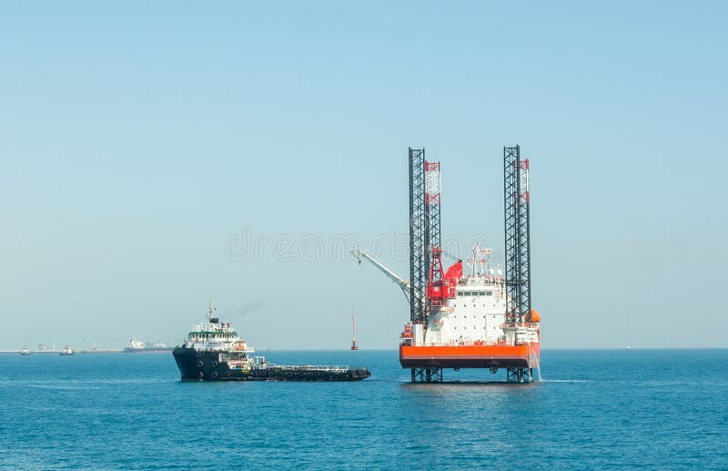 Plateforme P&eacute;troli&egrave;re Offshore Photo - Getty Images
