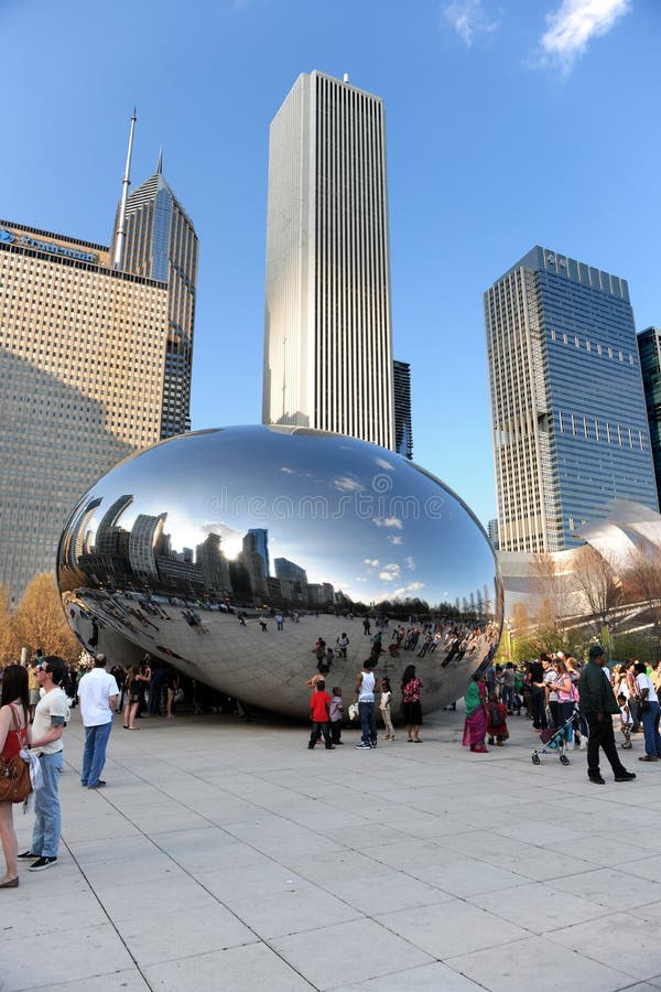 Chicago Bean In Millennium Park Editorial Photography Image 25563152