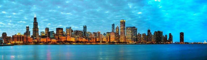 Downtown Chicago, IL At Sunset Stock Image - Image of built, chicago ...