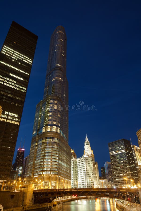 Trump International Hotel and Tower and downtown Chicago city skyline at night. royalty free stock photography Trump International Hotel and Tower and downtown Chicago city skyline at night. royalty free stock photography