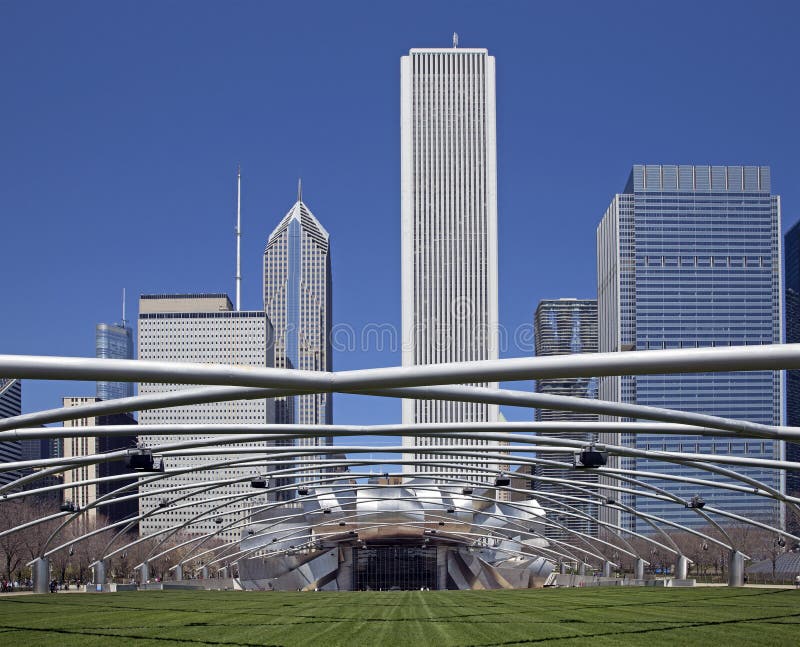 Chicago Millennium park editorial stock photo. Image of high 70195863