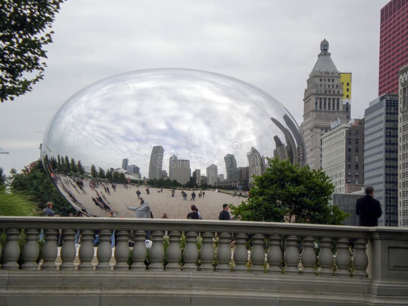 Chicago Bean at Park editorial stock image. Image of steel 103411864