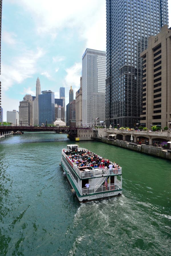 riverboat in chicago