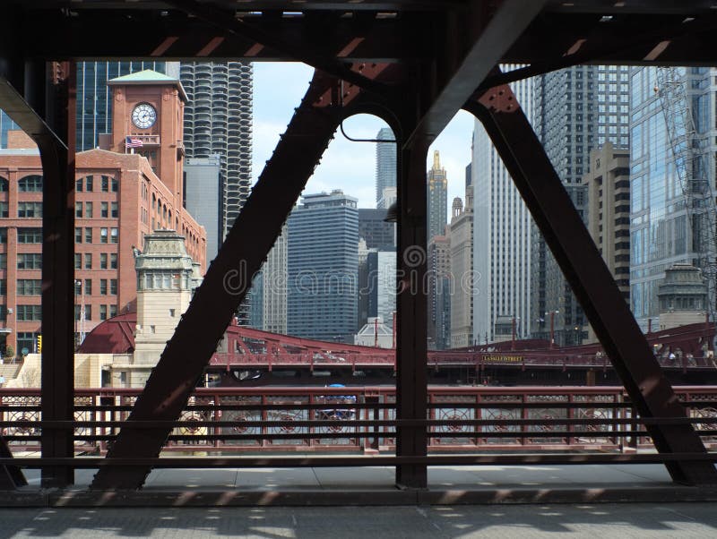 View of the Chicago river and surrounding buildings. Looking east from Wells Street under the CTA Tracks. View of the Chicago river and surrounding buildings. Looking east from Wells Street under the CTA Tracks.