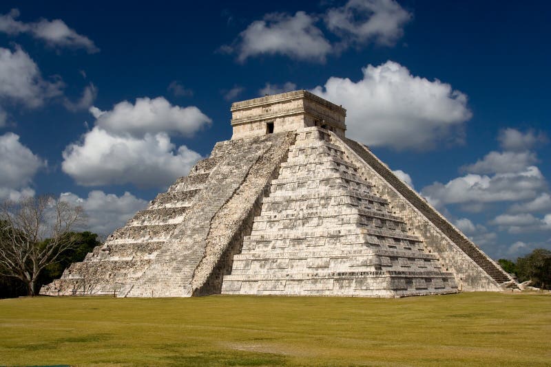 Chichen Itza - El Castillo (Kukulkan) Near Cancun