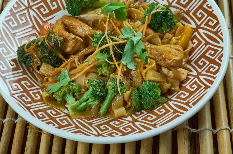 rachael ray chicken chop suey rachael ray chicken chop suey