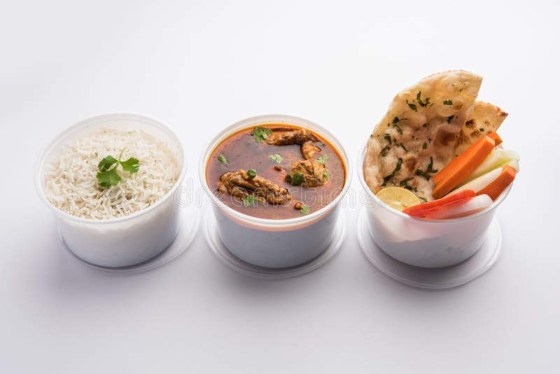 Chicken Curry Masala Packed in Plastic Container for Home Delivery