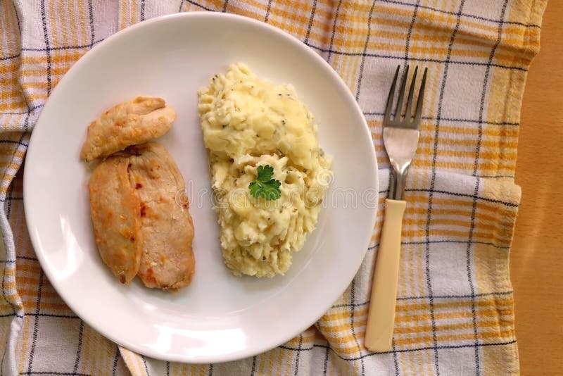 Chicken and Mashed Potatoes Stock Image Image of dining, beige 177854725