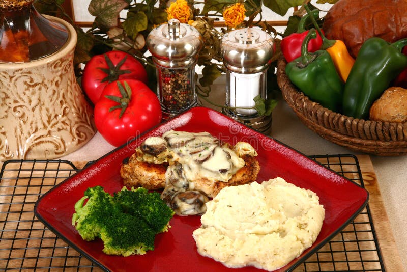 Chicken Portobello Picture. Image 6380210