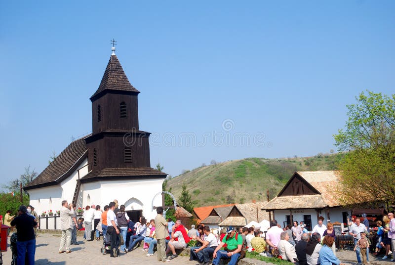 Chiesa di Mediavel, Holloko, Ungheria fotografia stock Chiesa di Mediavel, Holloko, Ungheria fotografia stock